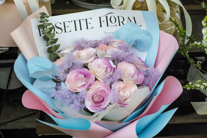 花束绽放 浪漫满溢图片