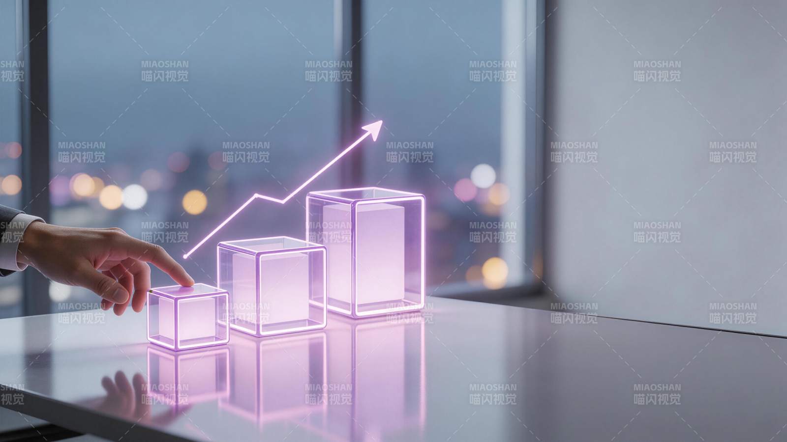 手触发光立方体与上升箭头图表展示图片