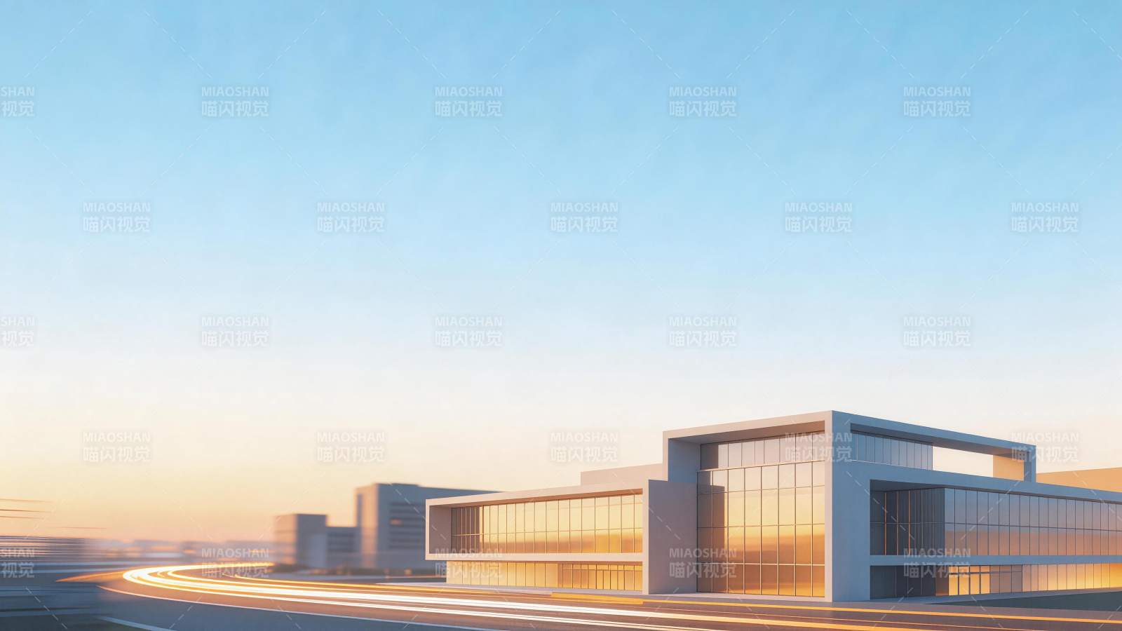 现代玻璃幕墙建筑与车流光轨的黄昏城市景观图片