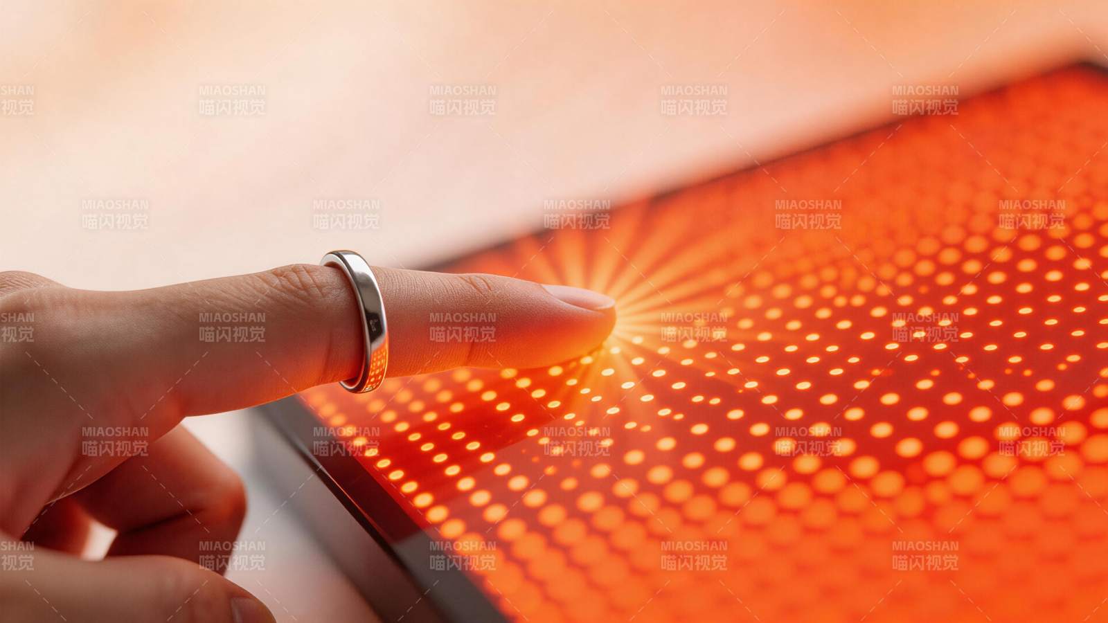 手指触碰发光点阵屏幕产生光效图片