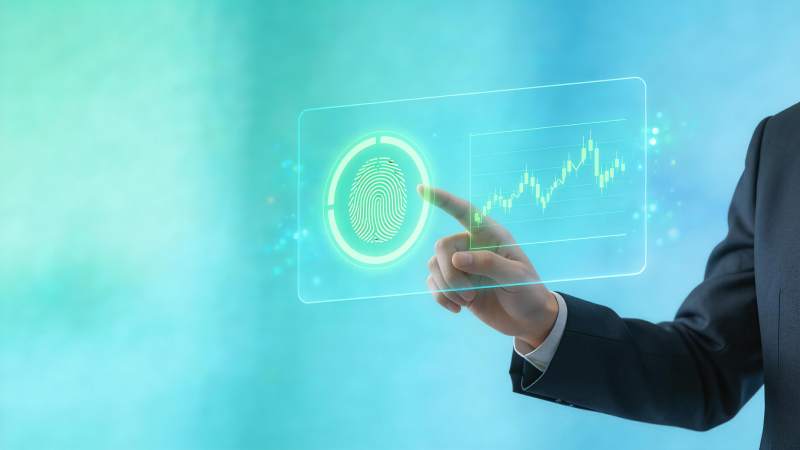 手指触控全息指纹识别与数据图表界面图片