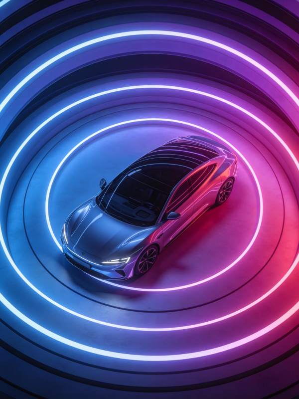 霓虹光环环绕下的未来感电动轿车俯视图图片