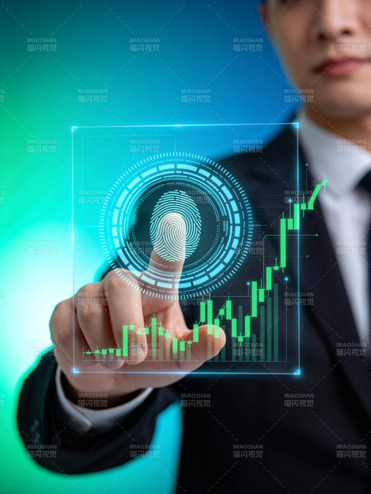 商务人士触控全息金融数据图表界面图片