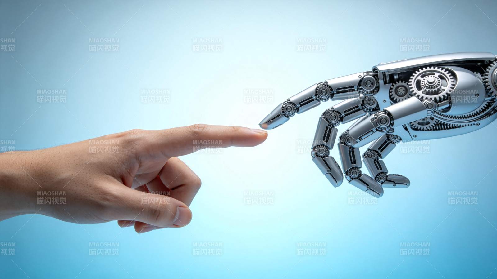 人类手指与机械手指即将触碰的瞬间图片