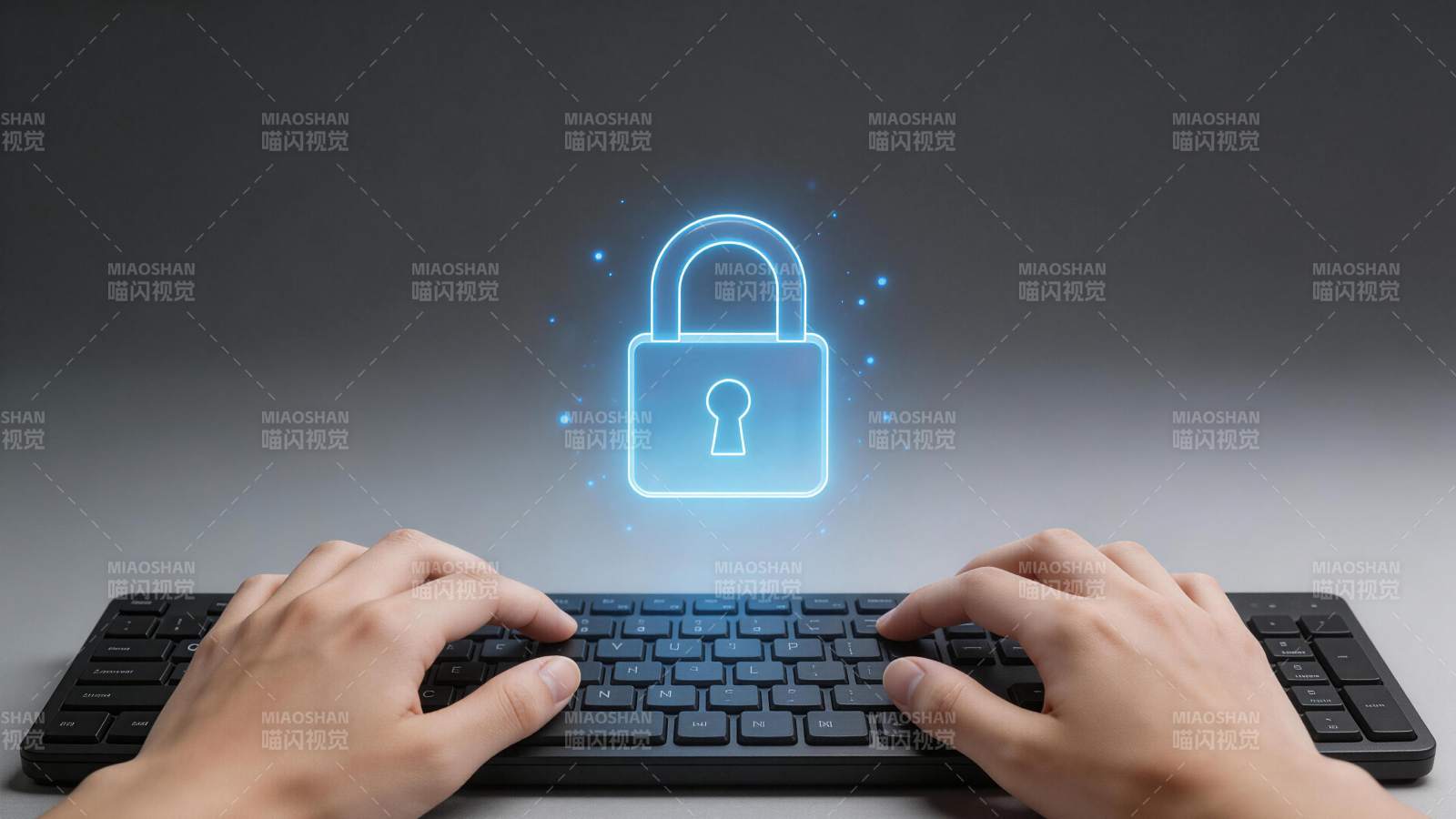 双手操作键盘上方悬浮蓝色锁形图标图片