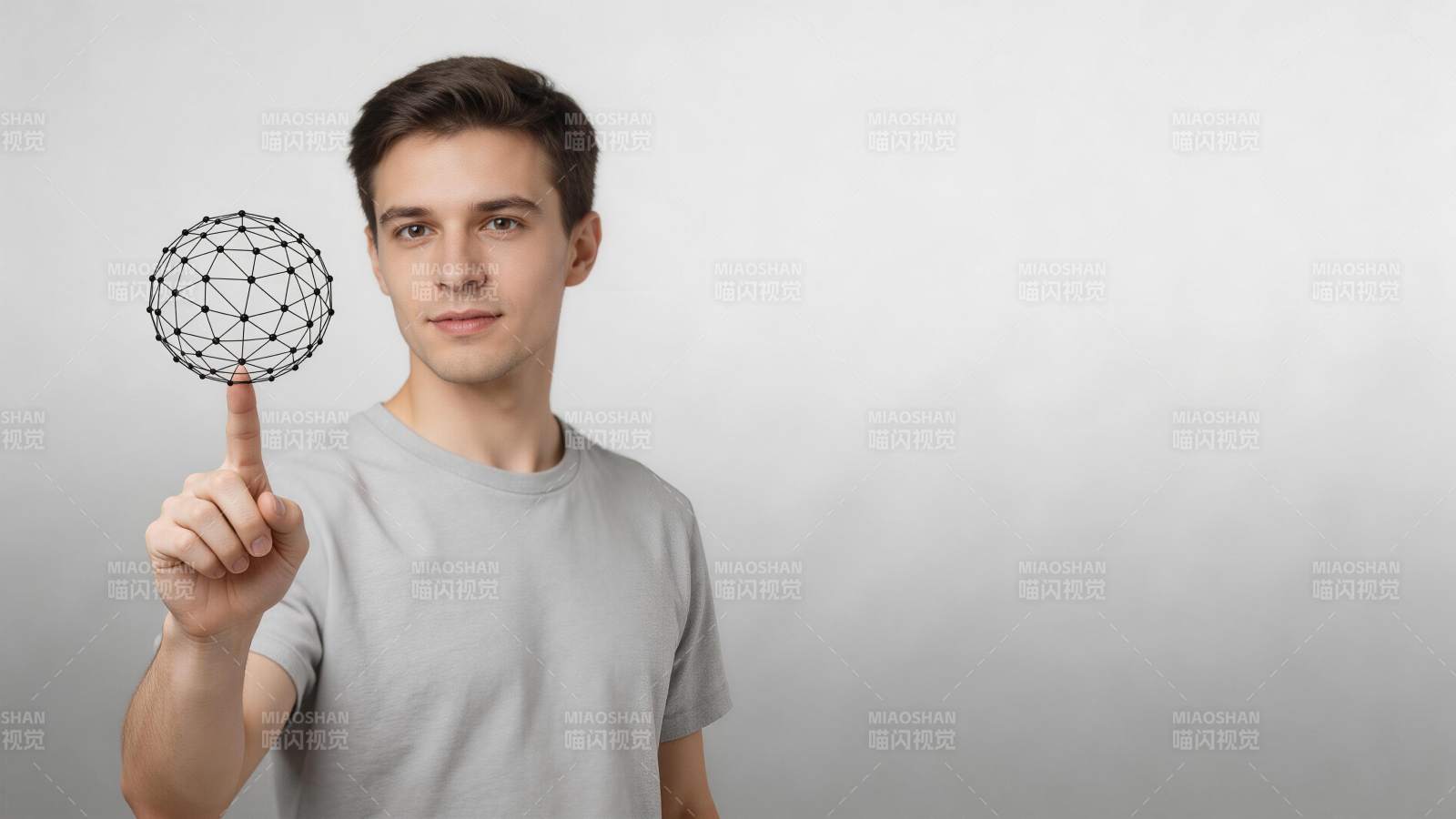 男子指尖托举几何线框球体模型图片