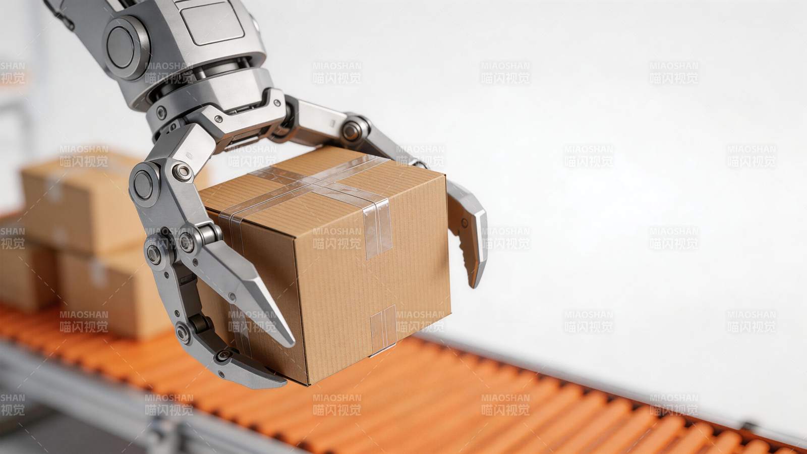 机械臂抓取纸箱在传送带上作业图片