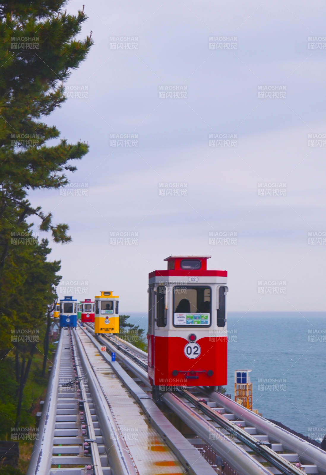 釜山—胶囊小火车图片
