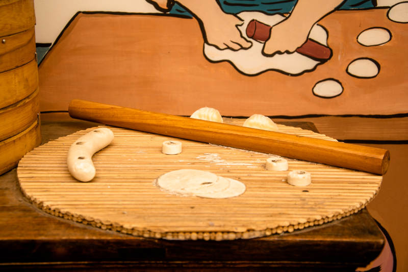 擀面手工饺子图片