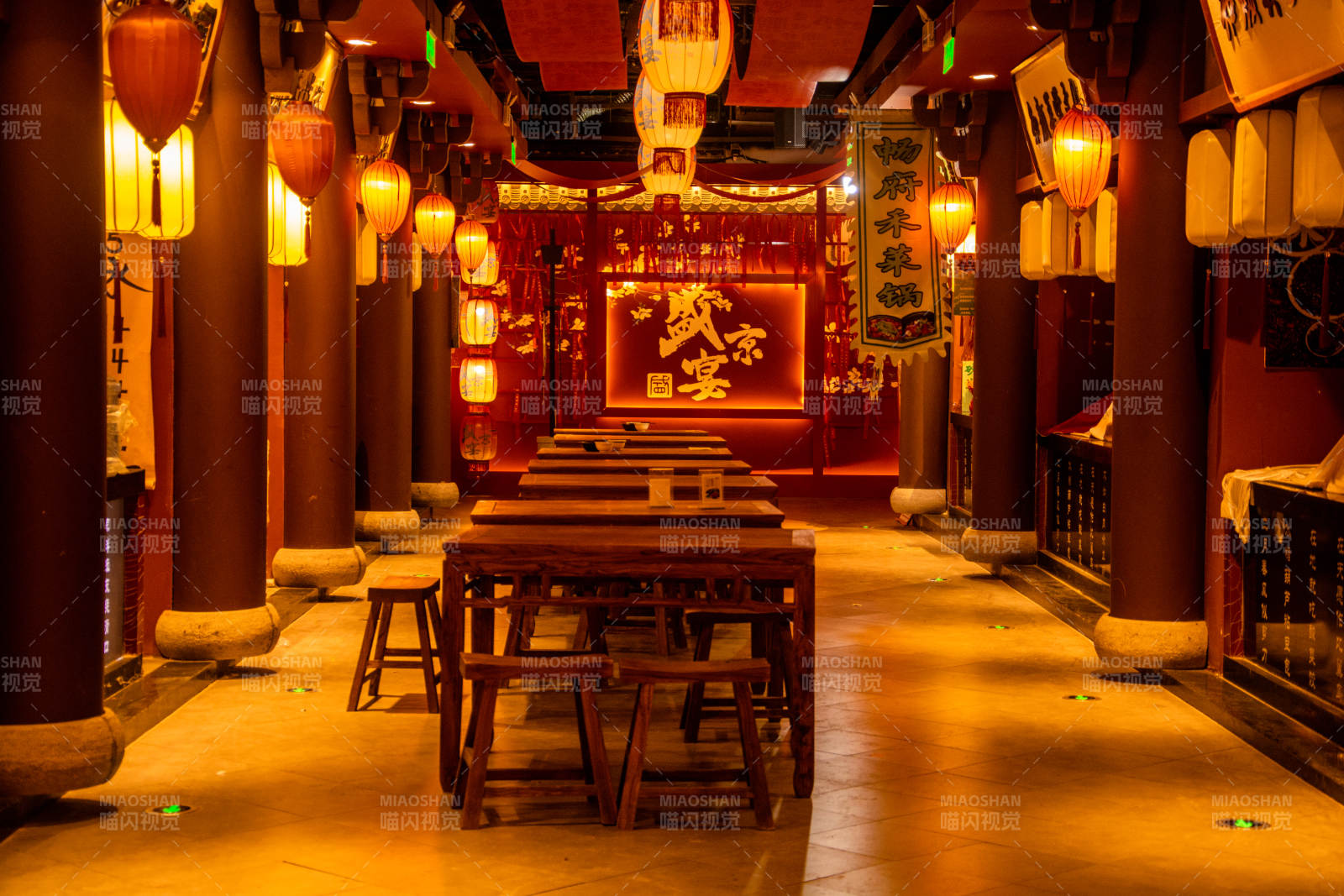 古色古香的茶馆图片