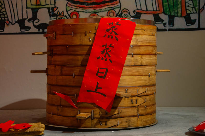 蒸蒸日上 竹笼迎春图片