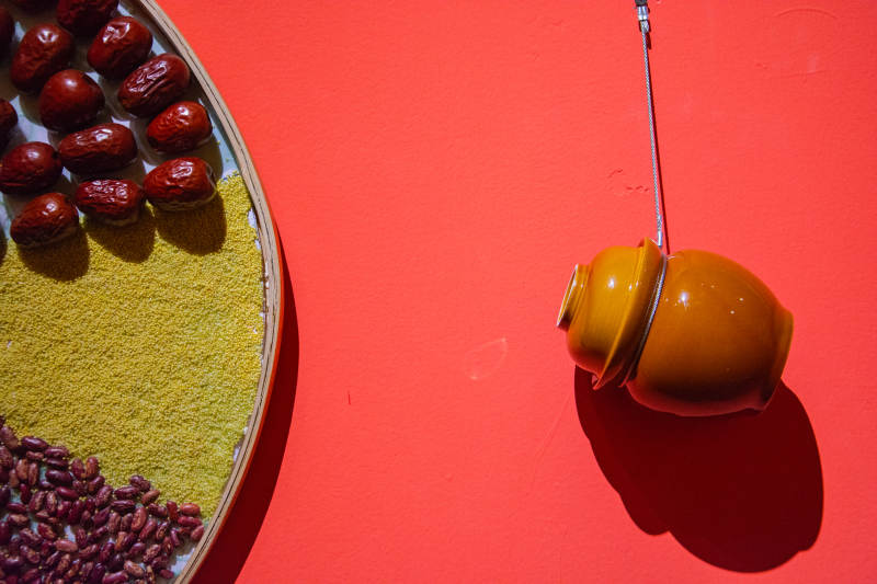 红盘果茶静物图片