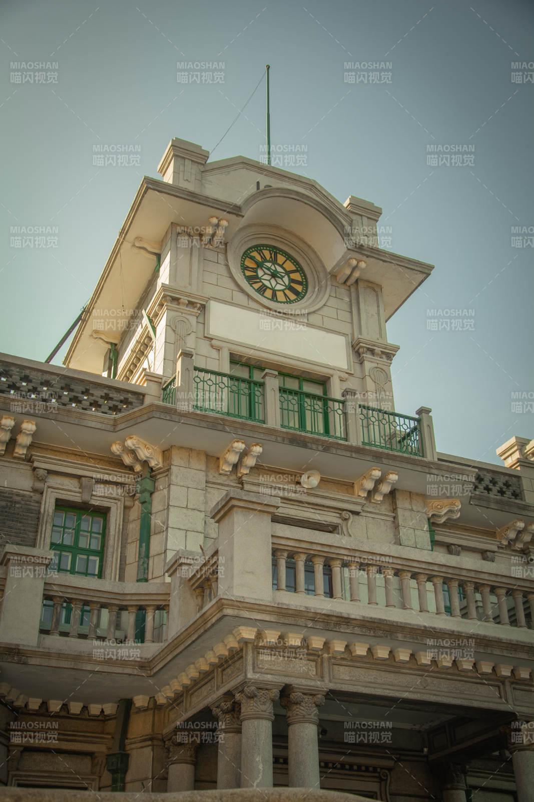 钟楼古建筑图片