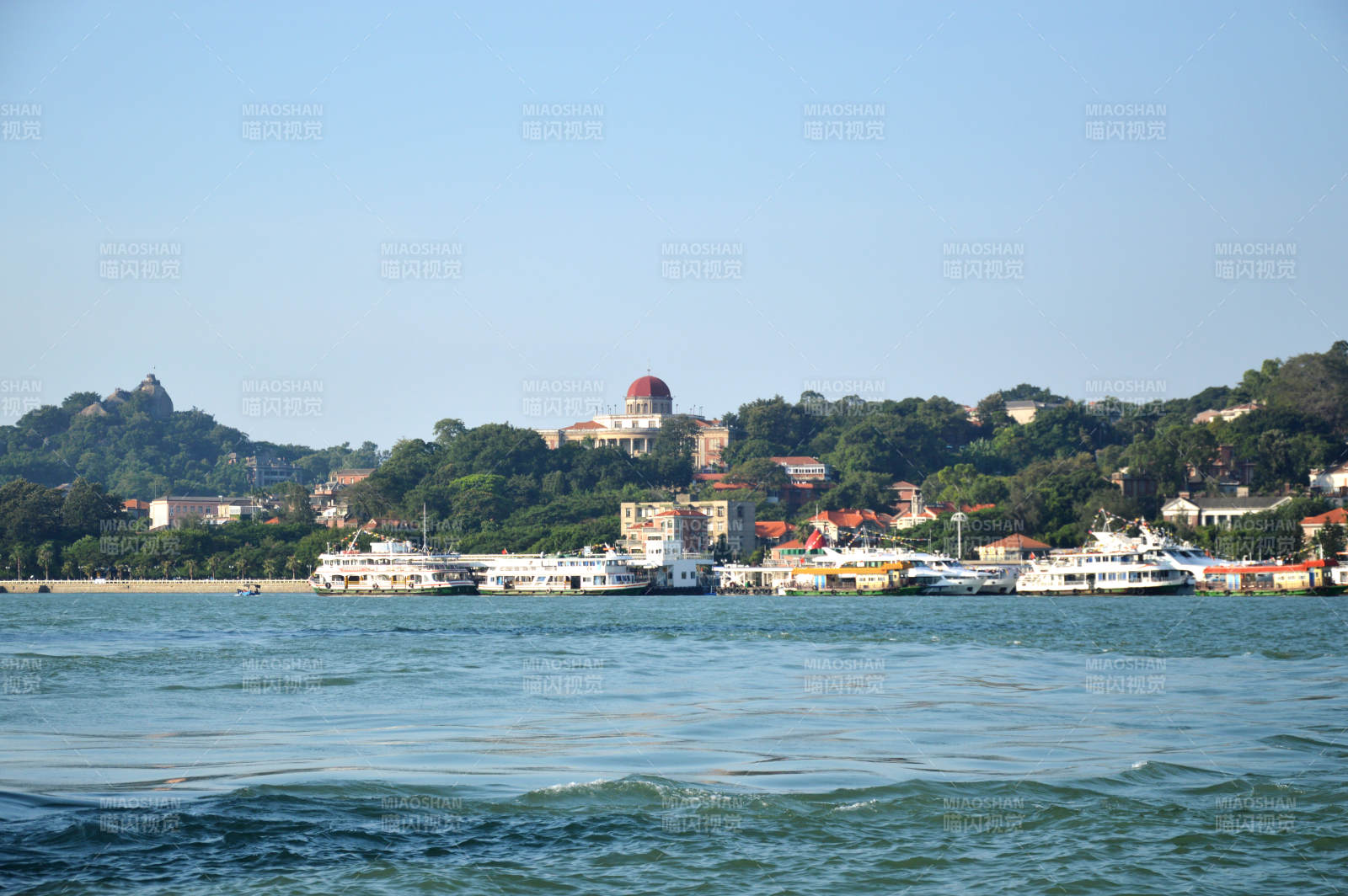 海滨小镇风光图片