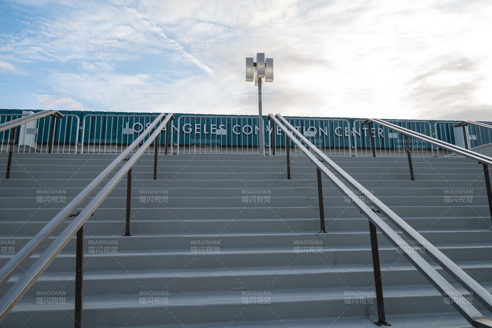 洛杉矶会展中心台阶图片