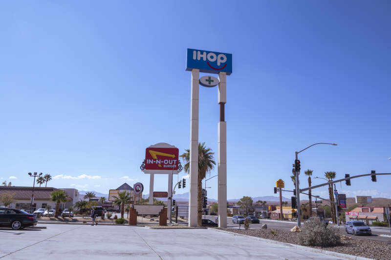 IHOP与In N Out餐厅图片