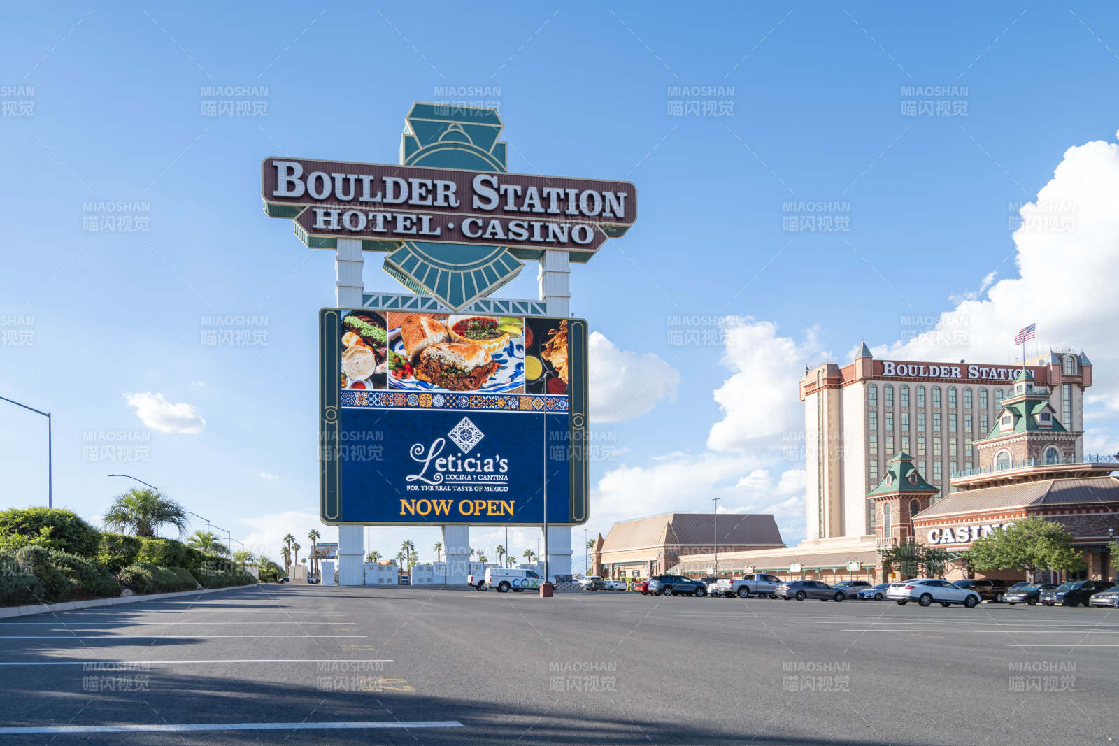 美国拉斯维加斯博尔德酒店停车场图片