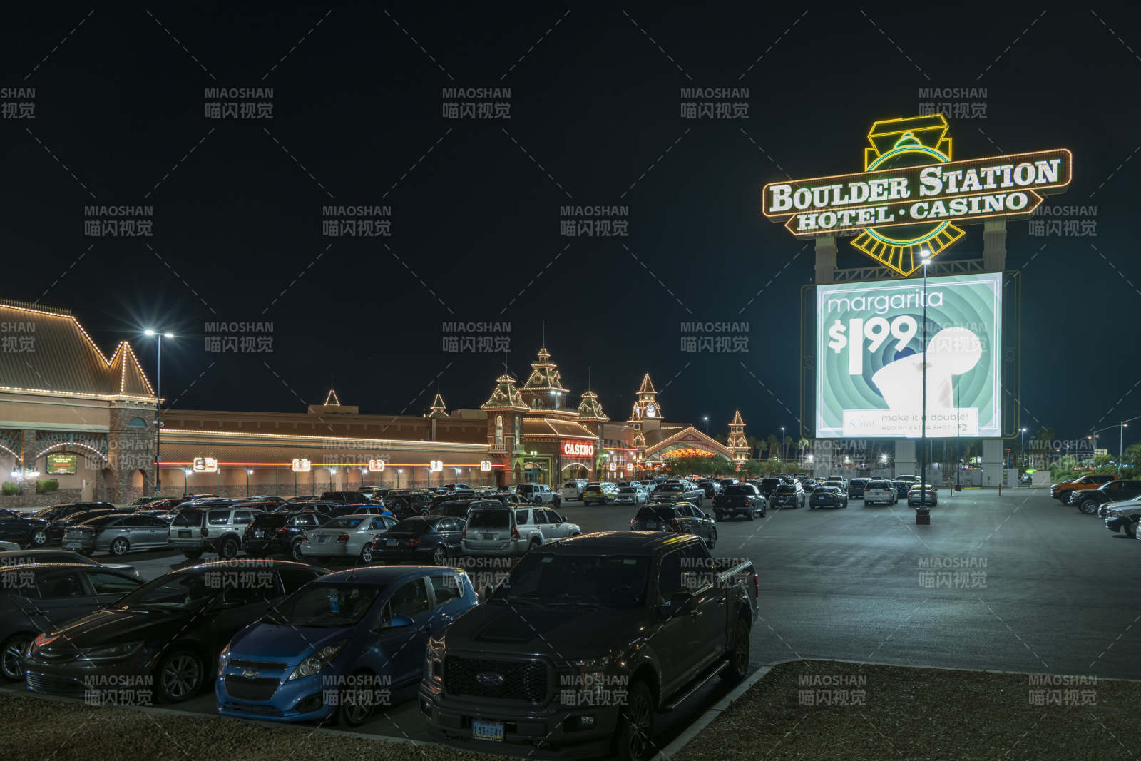 博尔德站酒店赌场夜景图片