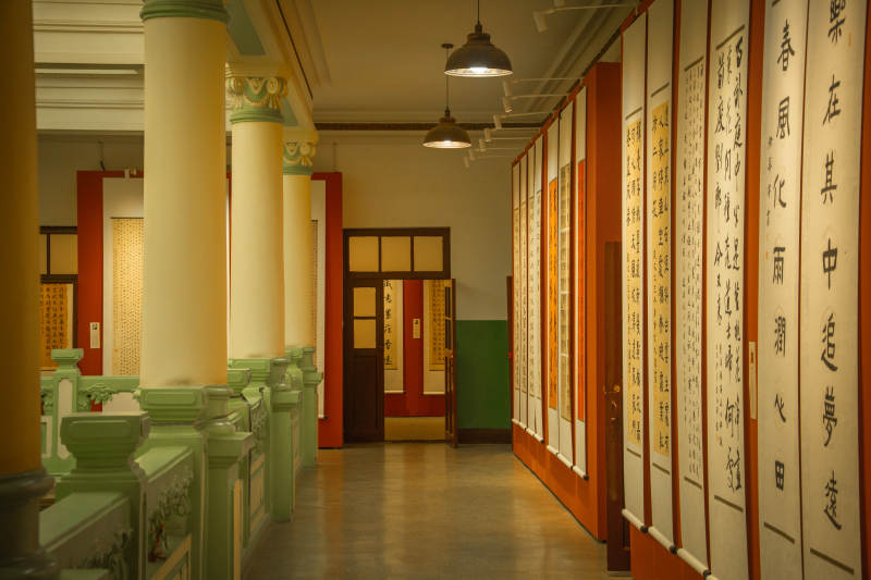 古色古香的走廊图片