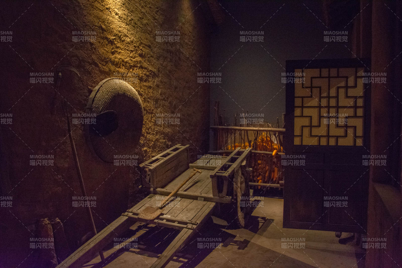 古朴复古的农村民居图片