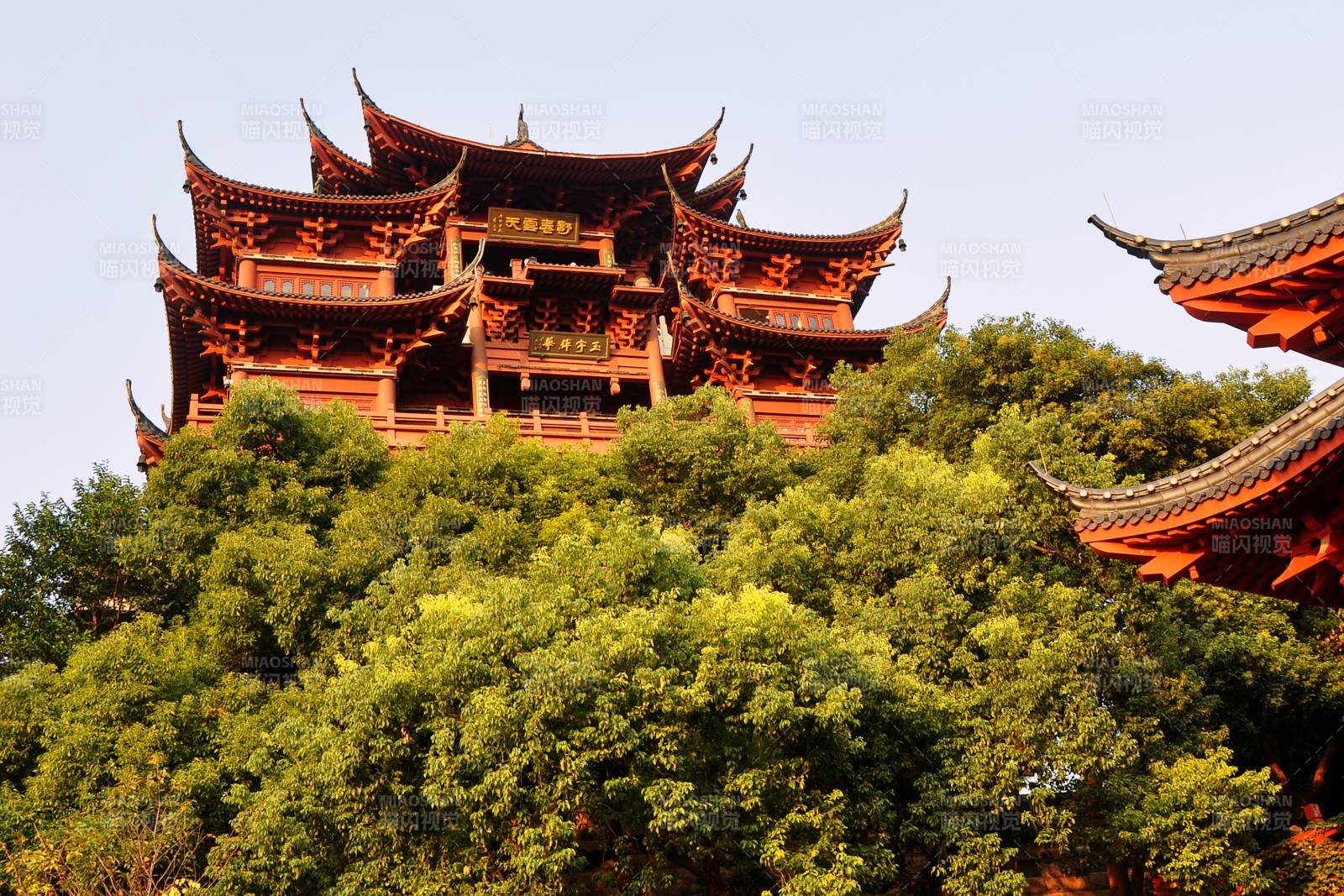 杭州吴山神皇庙阁楼图片