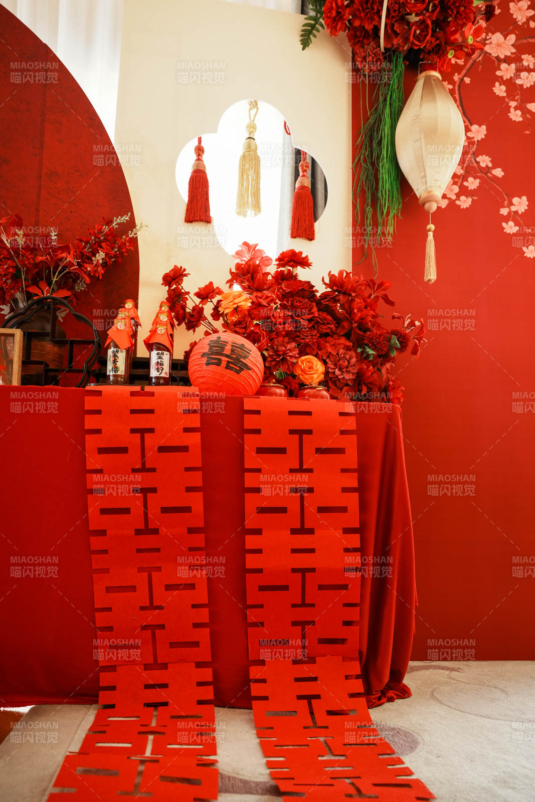 喜庆中式婚礼布置图片