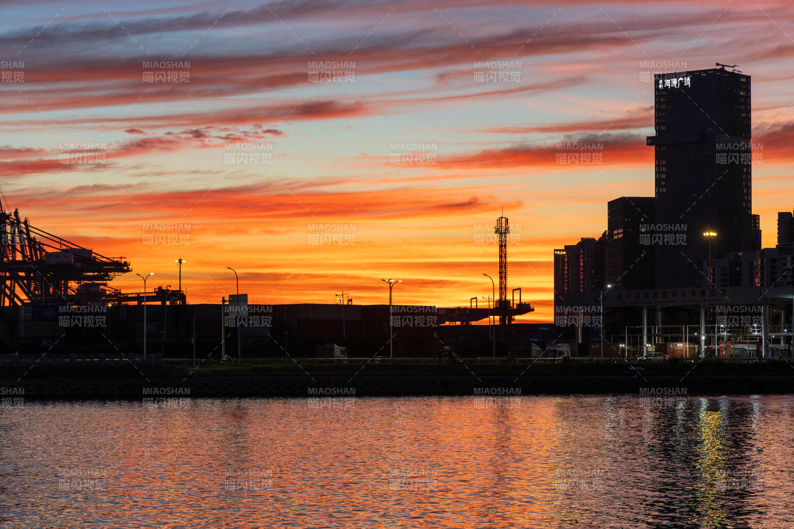 港口日落美景图片