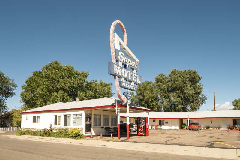 美国亚利桑那州塞利格曼汽车小镇图片