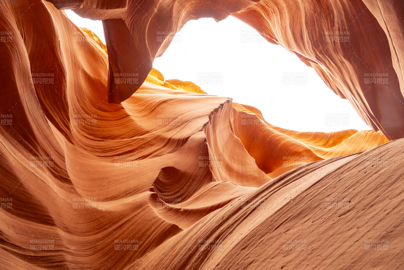 美国亚利桑那州羚羊彩穴图片