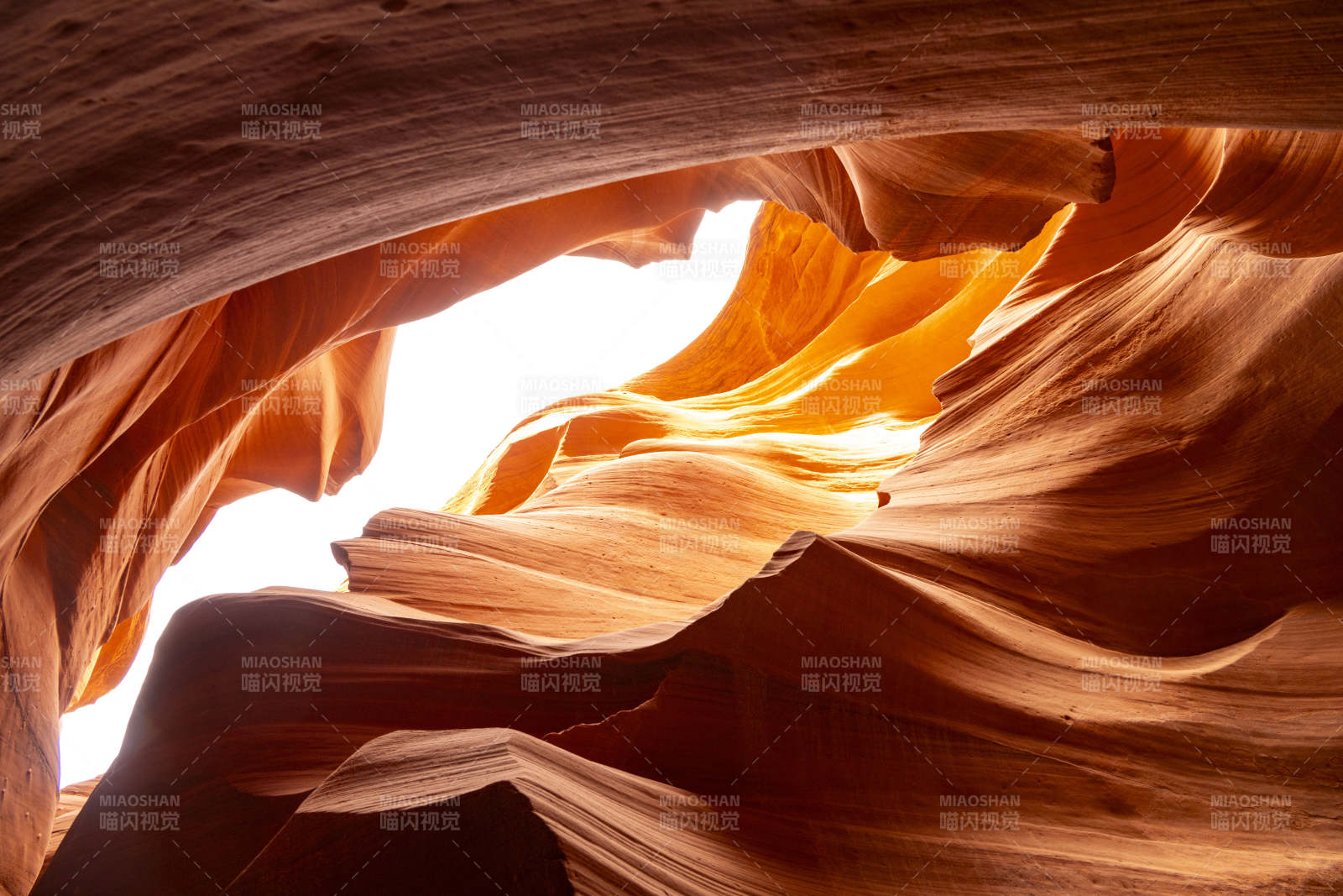 美国亚利桑那州羚羊彩穴图片