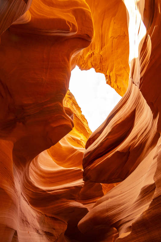 美国亚利桑那州羚羊彩穴图片