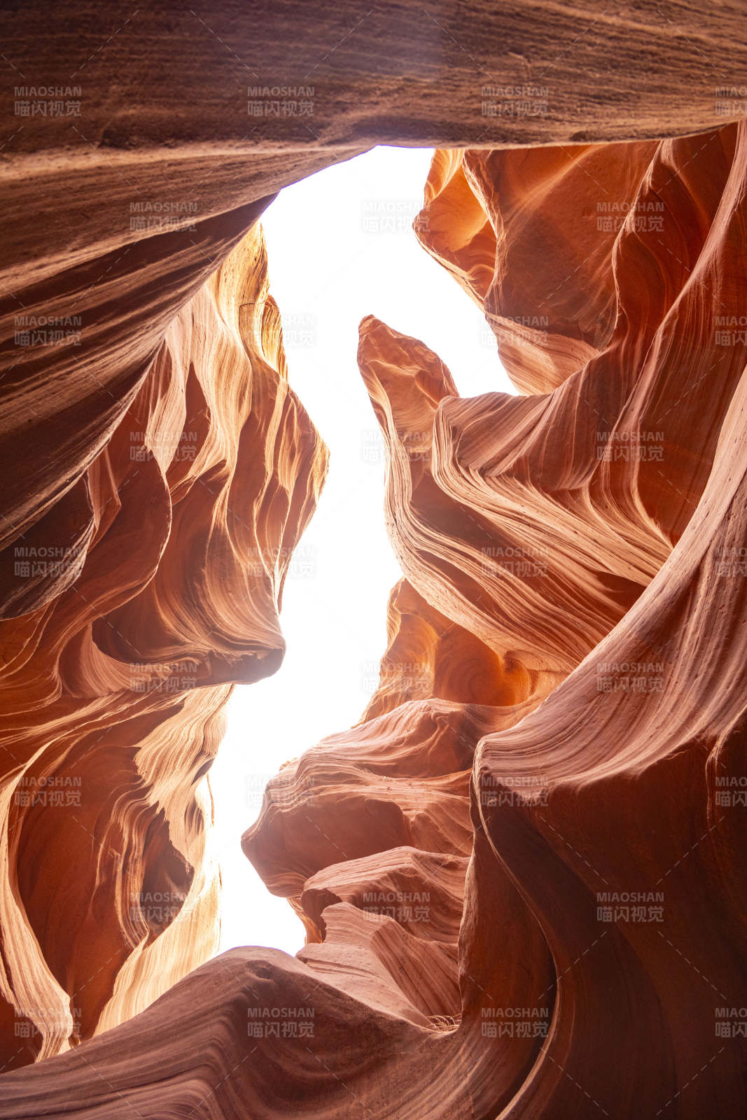 美国亚利桑那州羚羊彩穴图片