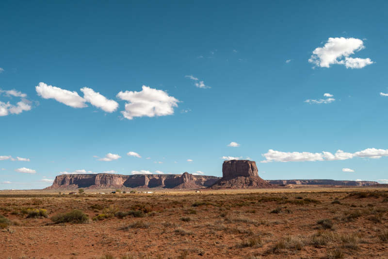 美国亚利桑那州与犹他州交界纪念碑谷图片