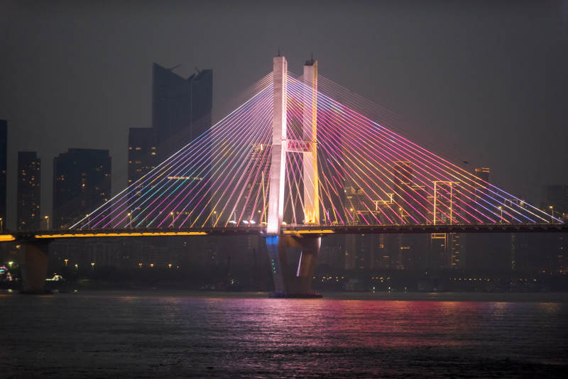 夜色中的武汉长江二桥图片