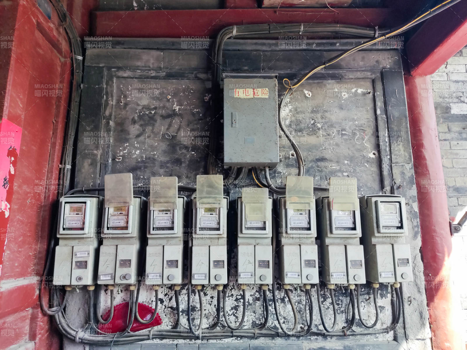 电表箱特写图片