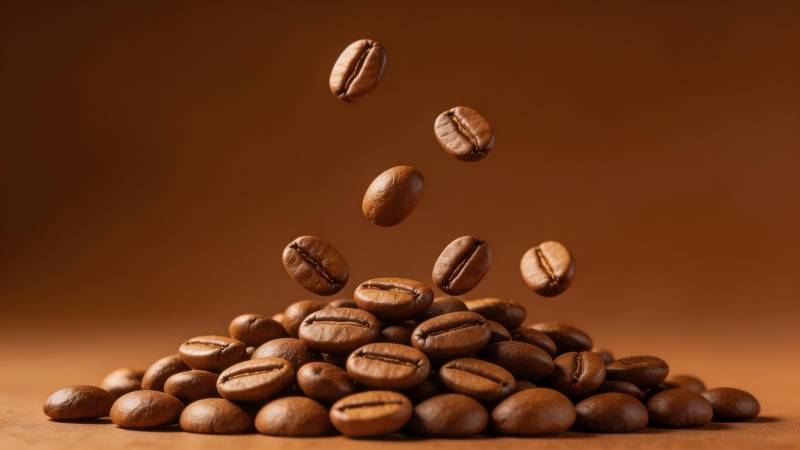 咖啡豆飞舞图片