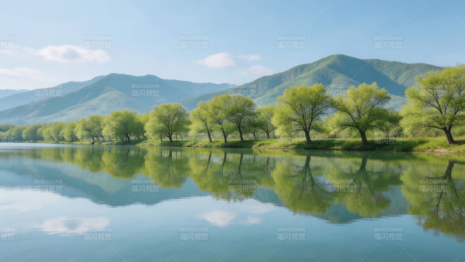 湖光山色映树影图片