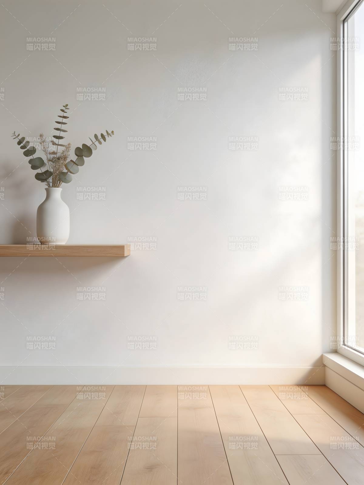 简约窗边花艺图片