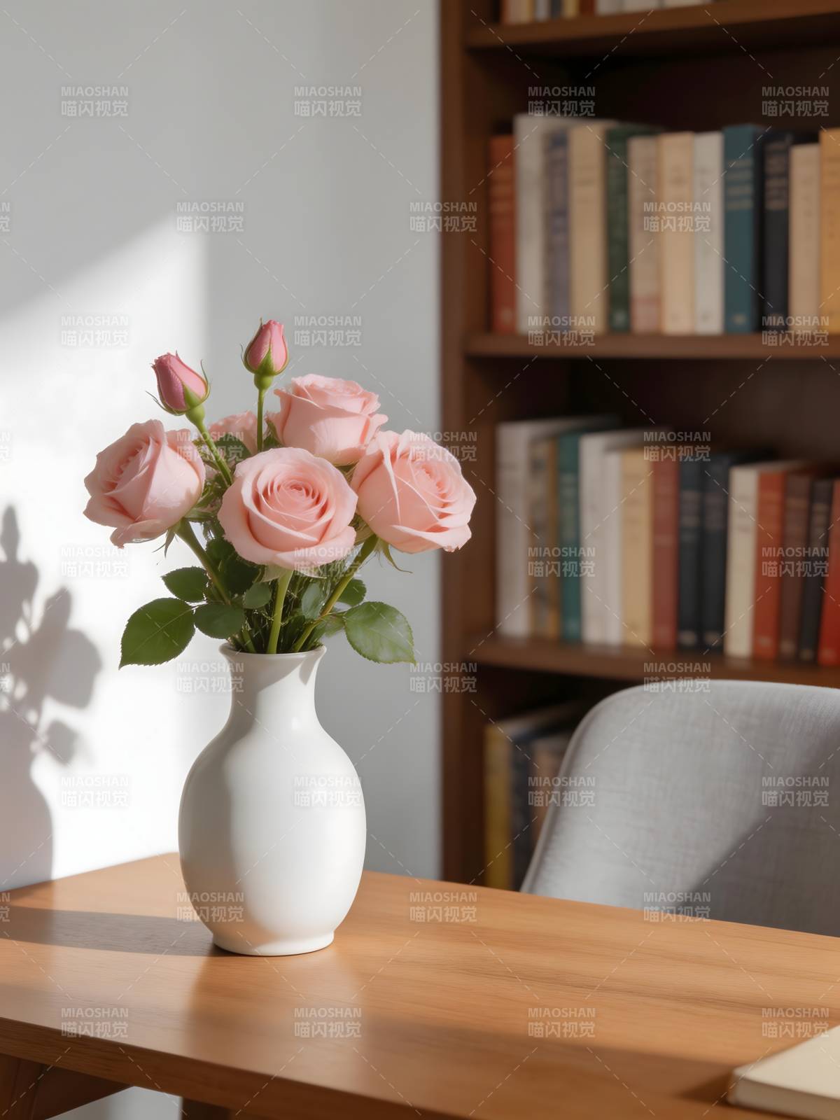 花影书间静谧时光图片