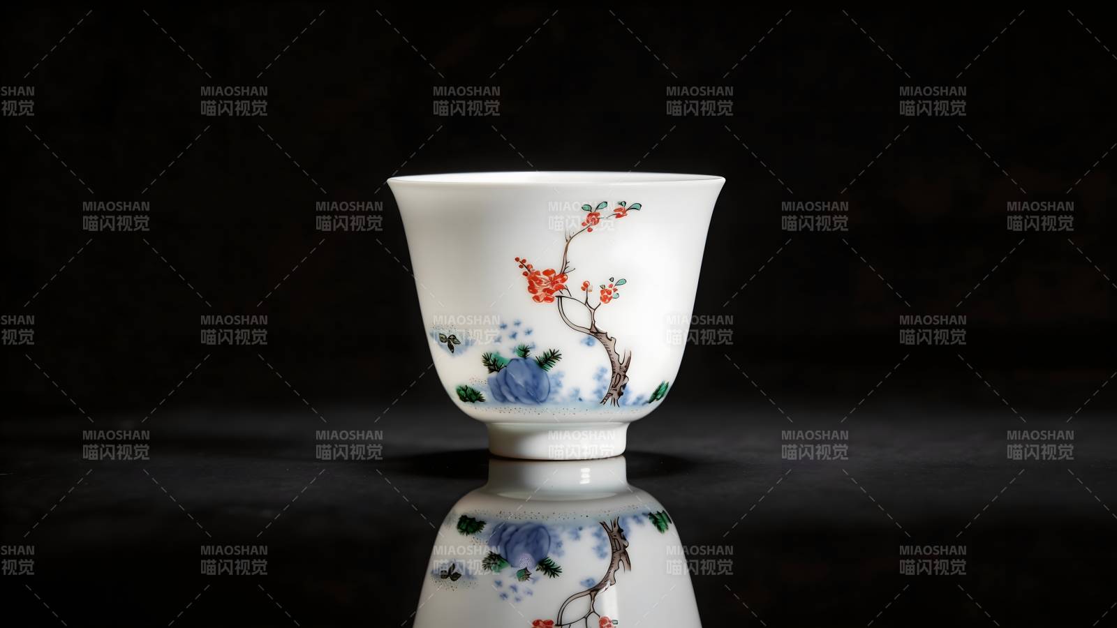 瓷杯梅花图图片