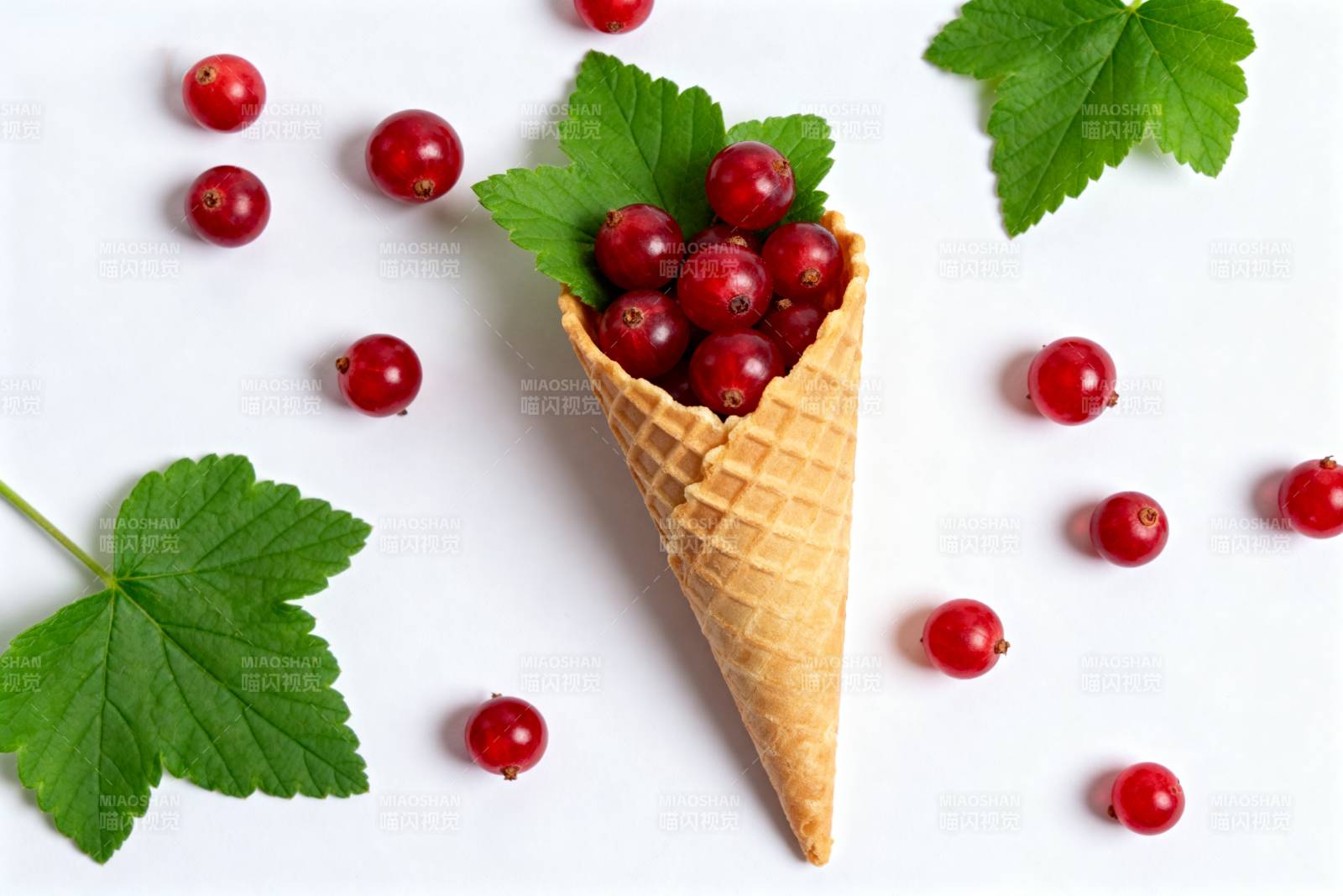 红果冰激凌图片
