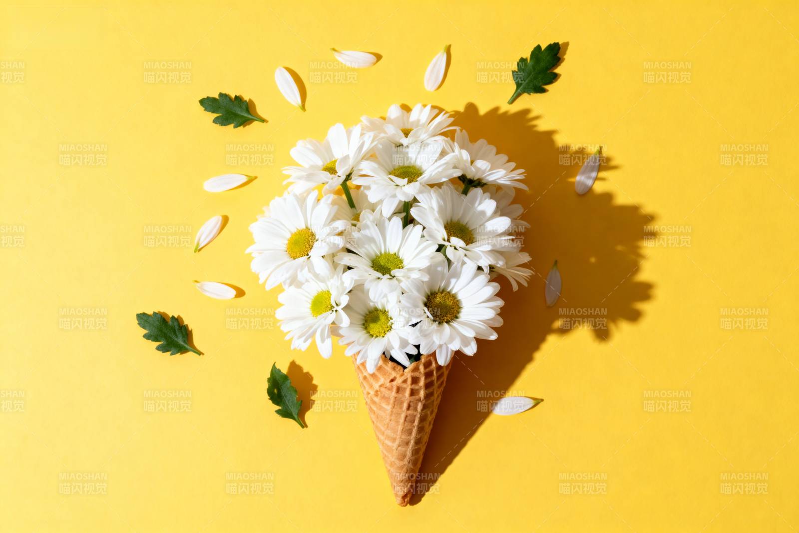 花香冰淇淋图片