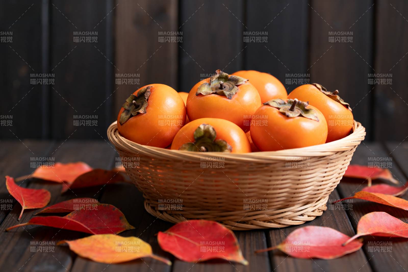 秋日柿子静物图片