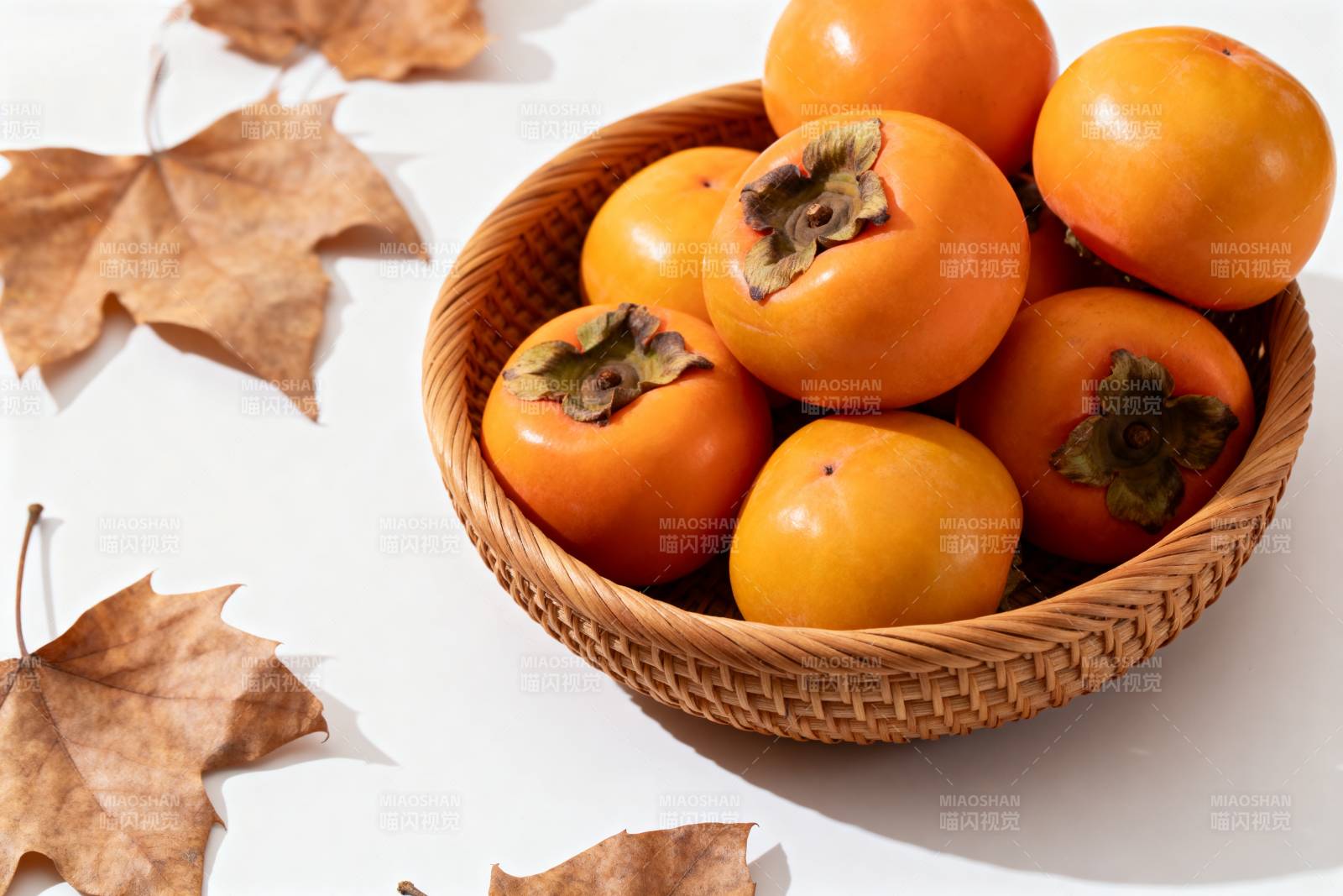 秋日柿子静物图片