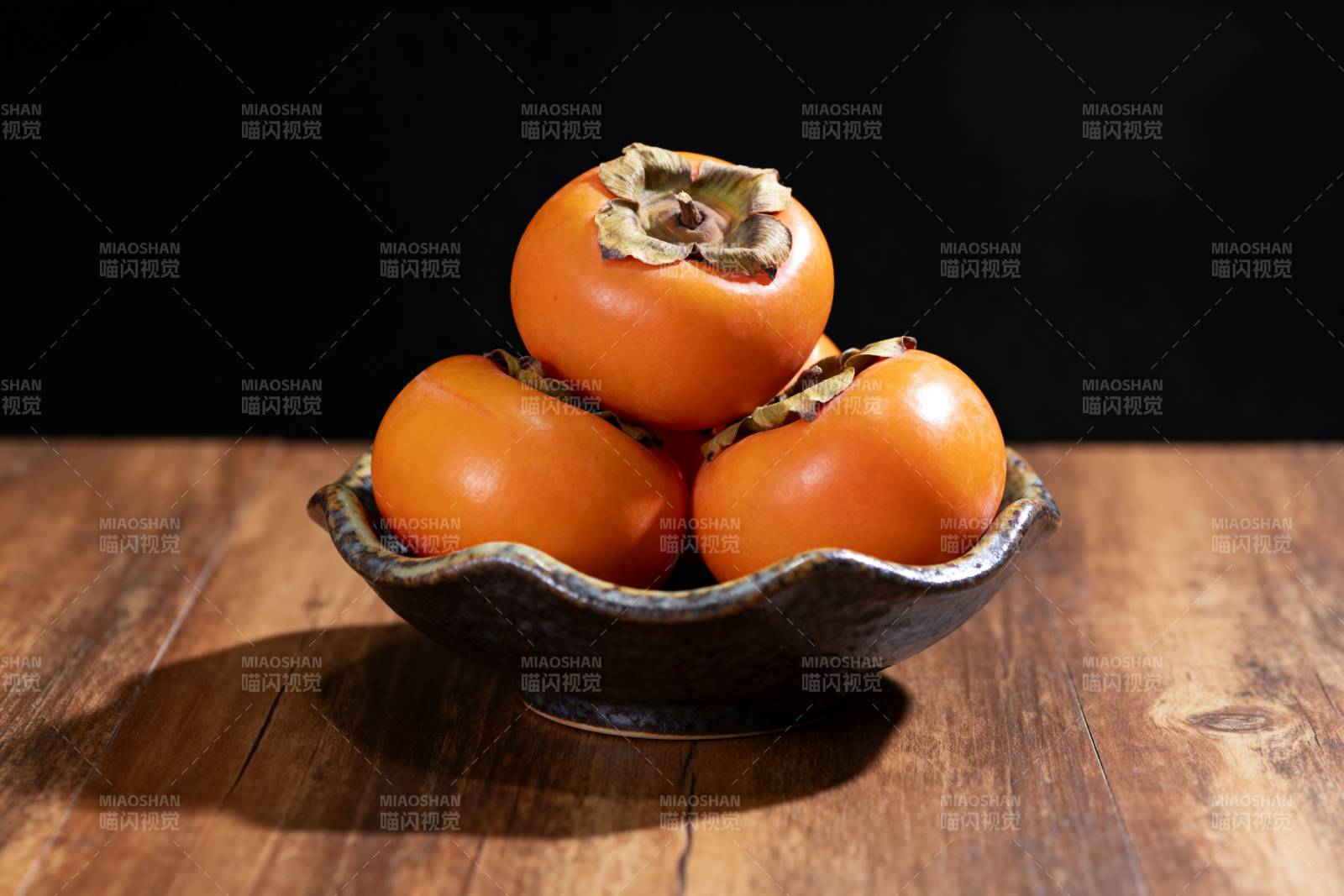 柿子静物图图片