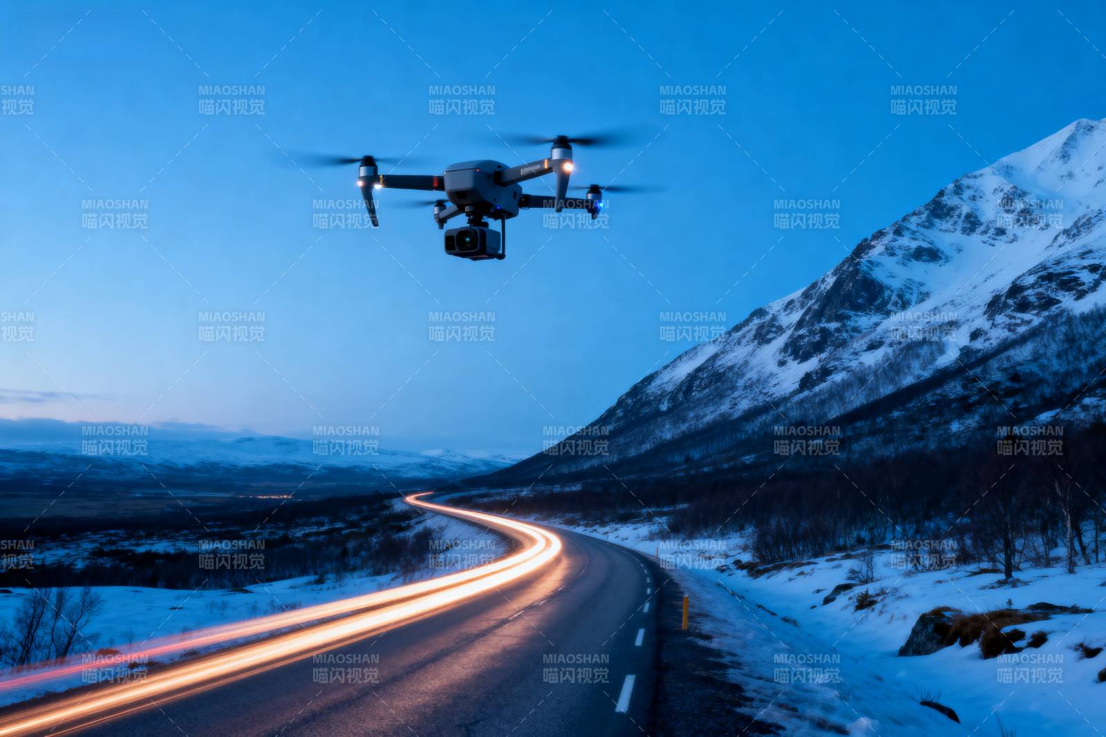 雪原夜航无人机图片