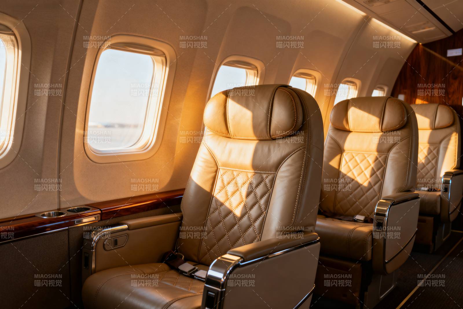 豪华飞机头等舱图片