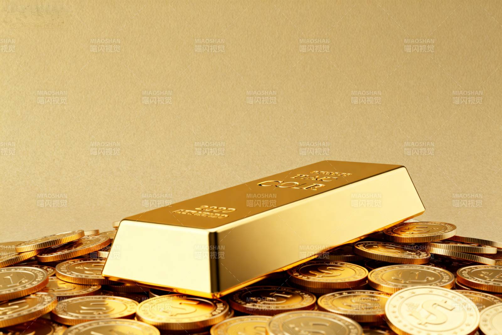 金条与金币堆叠图片