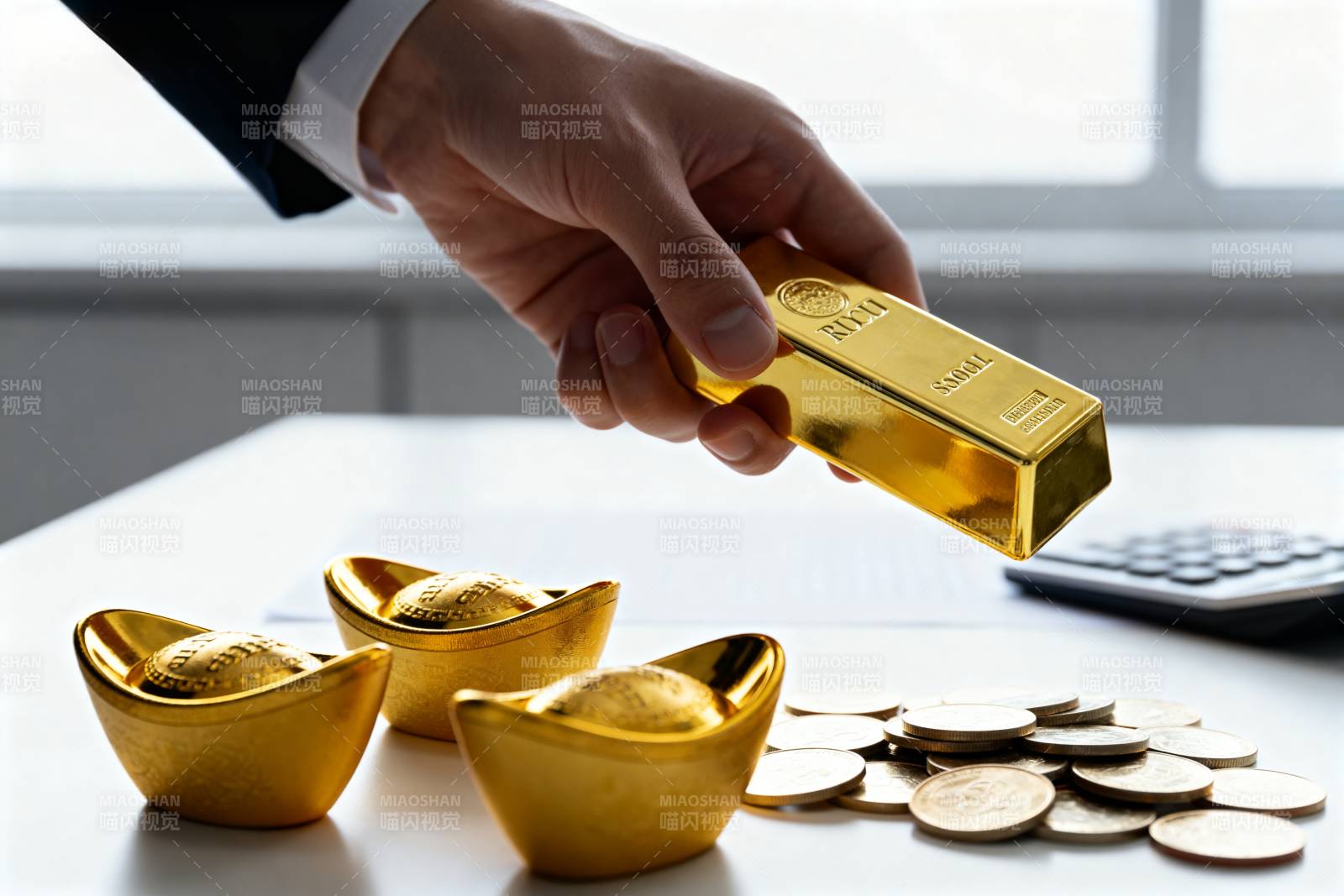 金条与金币的财富象征图片