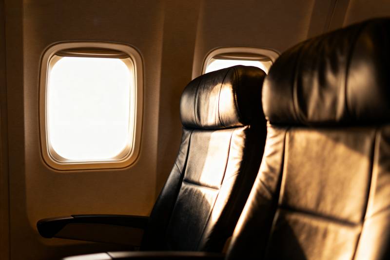 飞机客舱座椅窗景图片
